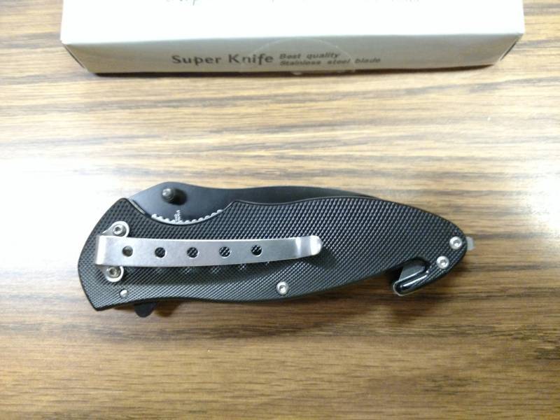 lot 111 image: Super Knife Lock Blade Rescue Knife...
