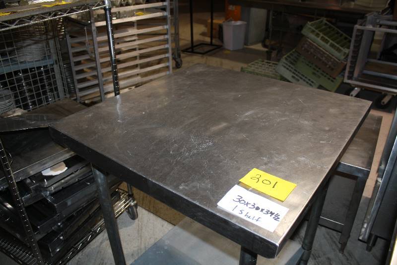 lot 51 image: Stainless Table with one shelf  30x30x34