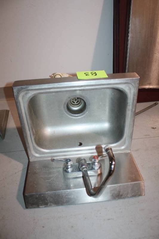 lot 83 image: Hand Sink