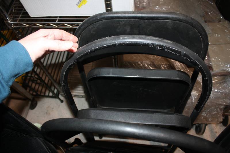 lot 121 image: Assorted Chairs