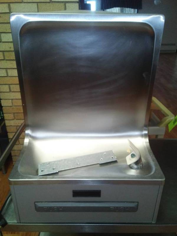 lot 52 image: Wall mount water cooler drinking fountain.