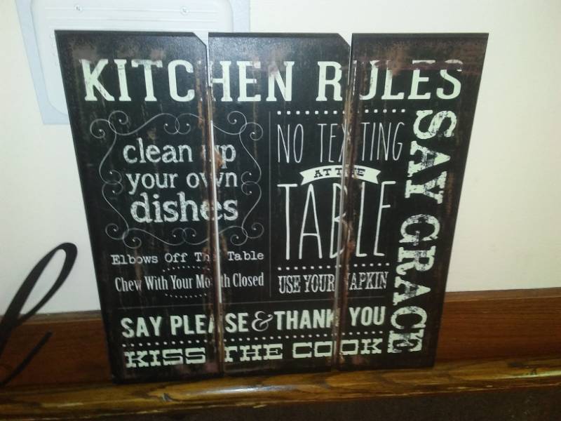 lot 58 image: 4 piece wall Baker blessed decor.