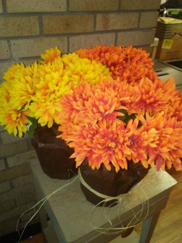 lot 60 image: Mid-century side table with Mums - 3.