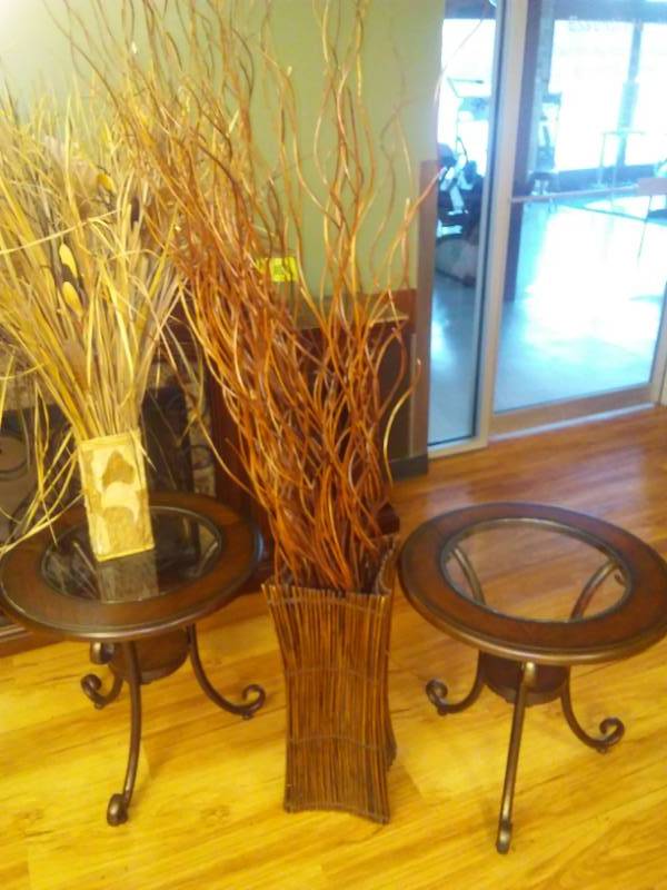 lot 100 image: Accent tables - 2 with natural floral accents
