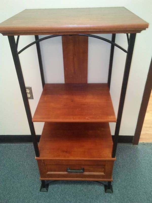 lot 294 image: Metal and wood Shelf