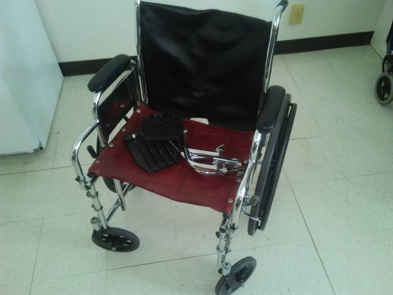 lot 114 image: Drive wheelchair with footrest, good rubber.