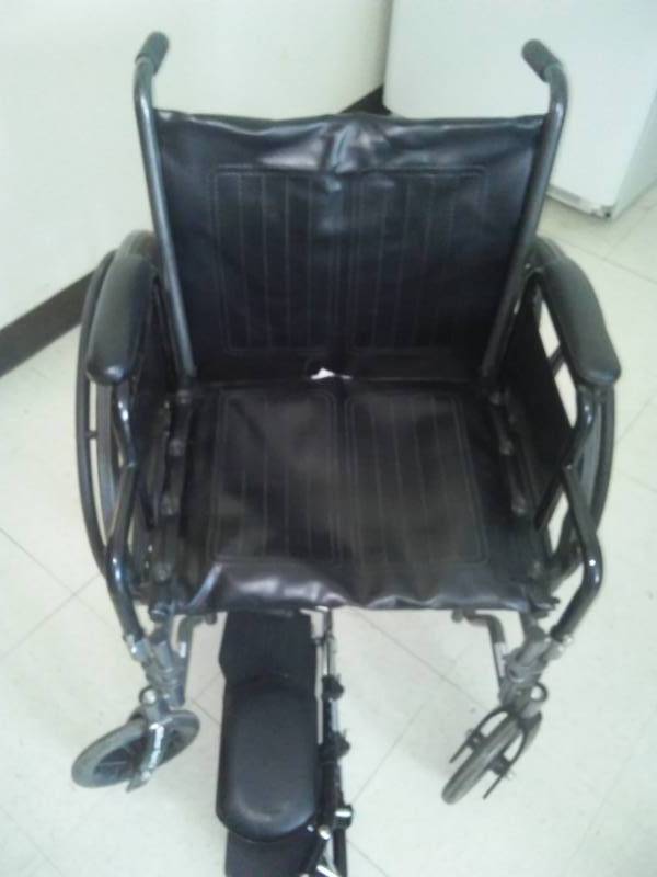 lot 121 image: Drive Silver sport II - 2, like new.