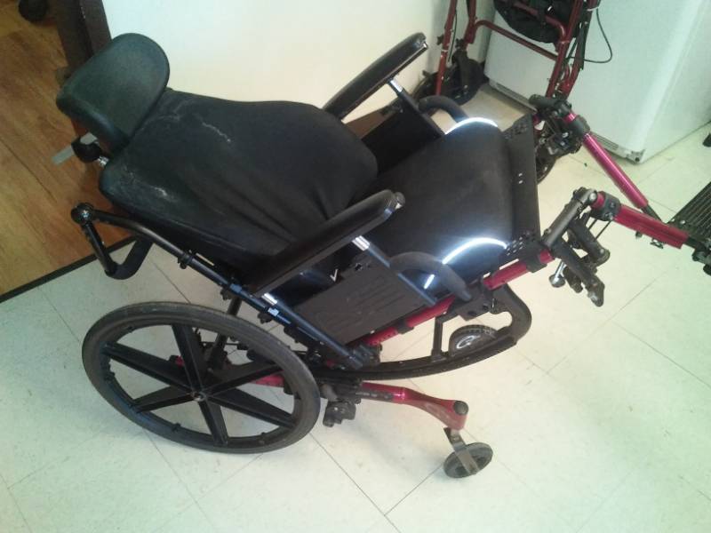 lot 366 image: Invacare quickie wheelchair, great for steps.