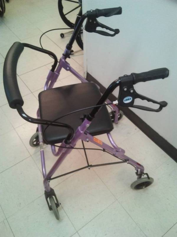 lot 381 image: Lumex RJ 4300 l Walker with wheels,