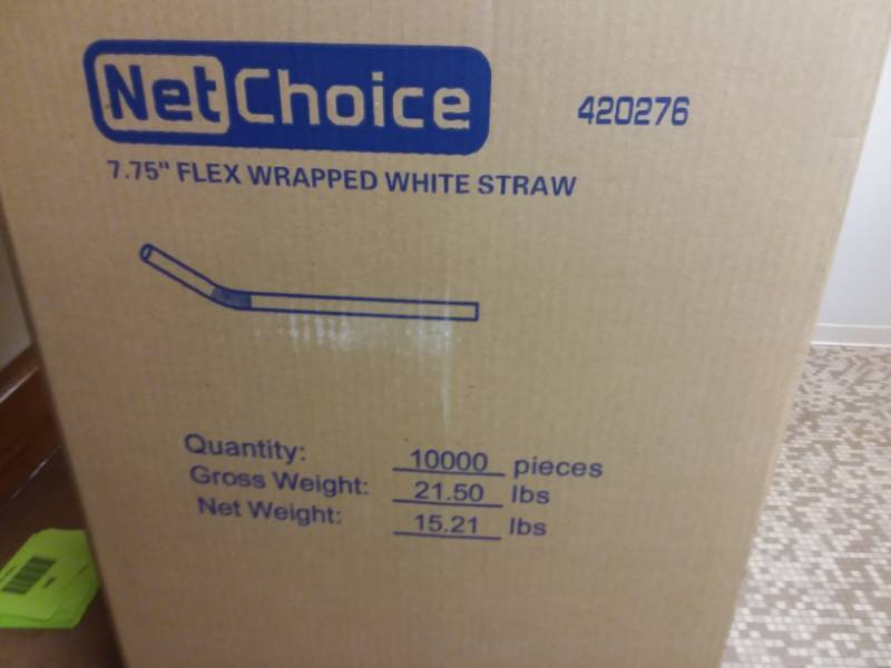 lot 447 image: Net Choice Straws  full case, Qty 1000
