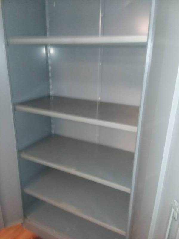 lot 453 image: door Metal Storage cabinet. Grey, Edsal,