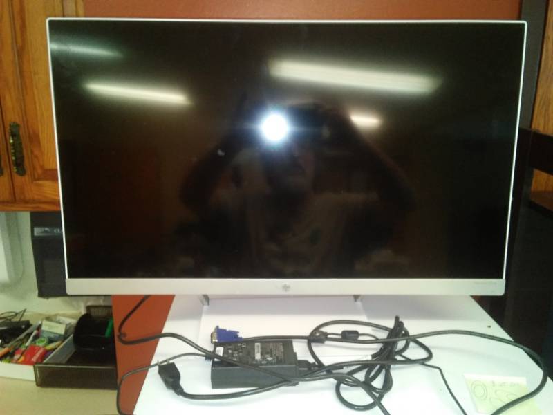 lot 342 image: Flat screen monitor HP Pavilion Excellent