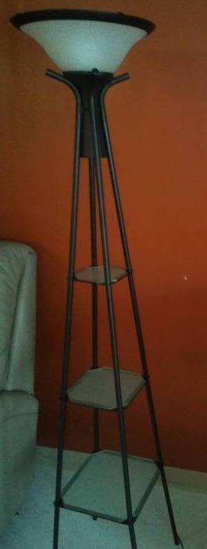 lot 408 image: Floor Lamp w 3 shelves