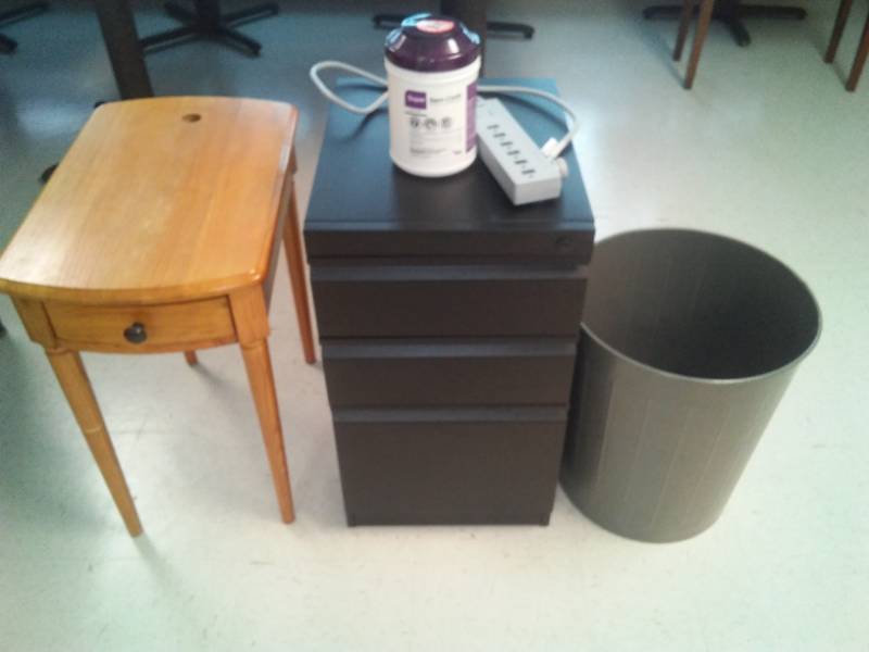 lot 663 image: Misc. Office  3 Drawer organizer, trash can and more.