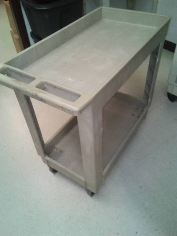 lot 181 image: Rubbermaid Commercial Resin Carts, caster wheels, 