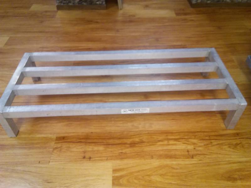 lot 494 image: Aluminum rack, 48 x 20 x 8.