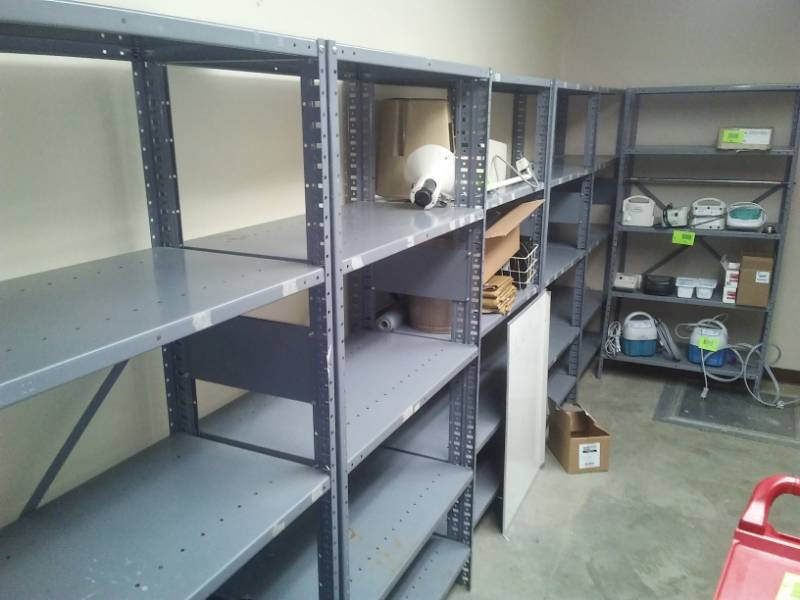 lot 554 image: 6 Metal Gray Shelving Racks.