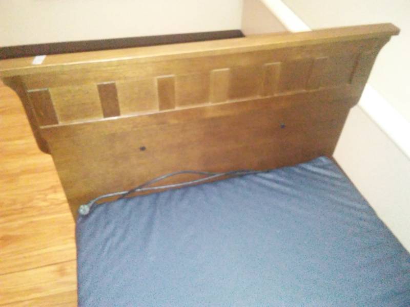 lot 557 image: Basic American Hospital Bed.