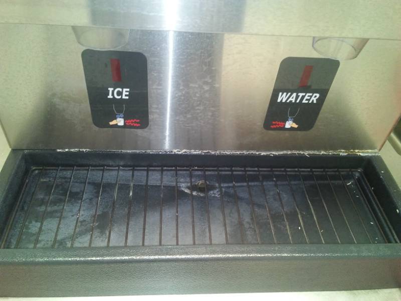 lot 840 image: Scotsman Ice maker Touch Free Ice and Water Machine, Table Top model,