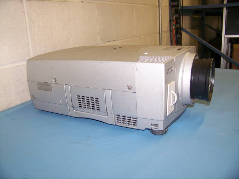 lot 174 image: Sanyo, PLC-XP55, LCD Projector with NEW Replacement Lamp and Remote Control