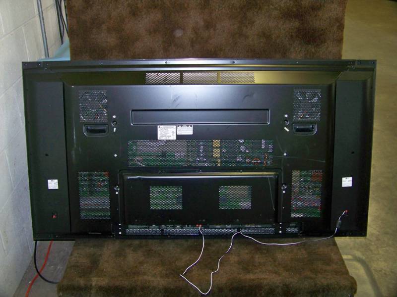 lot 79 image: 50, LG, Plasma, Monitor  Display with Remote Control and External Speakers