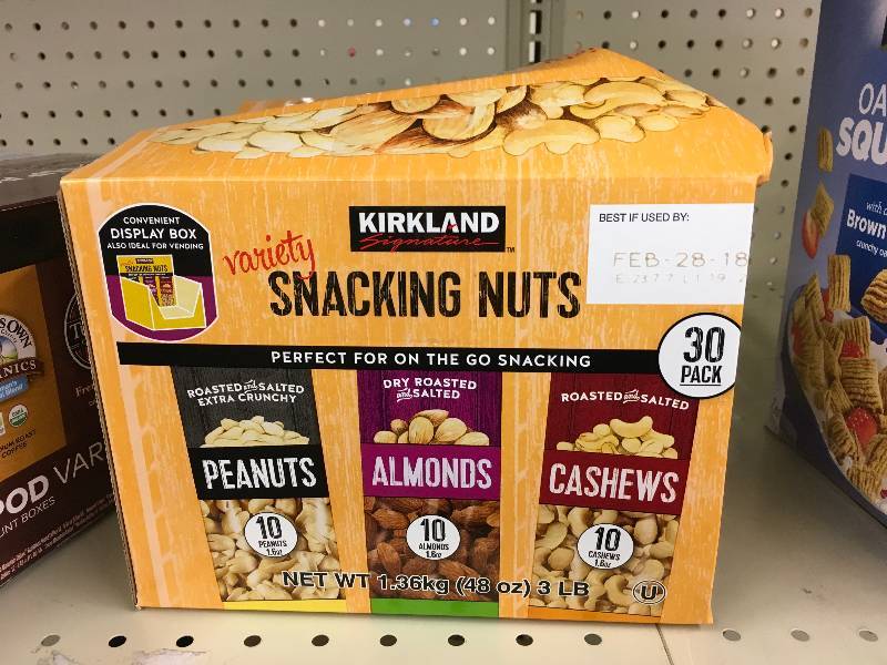 lot 81 image: Kirkland Signature Mixed Nut Snack Packs