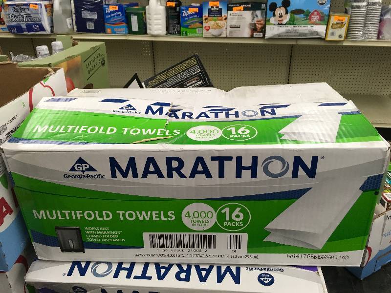 lot 132 image: Marathon Multifold Towels