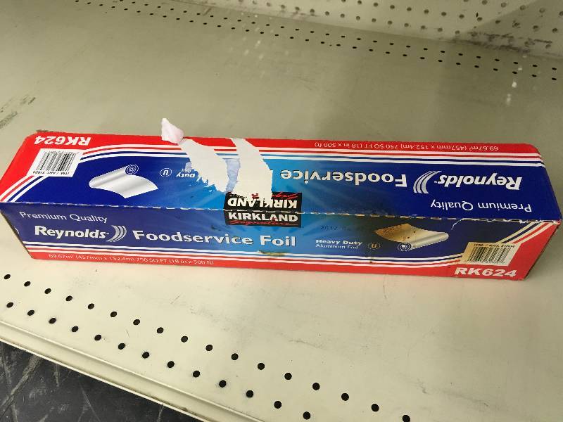 lot 141 image: Reynolds Heavy Duty Aluminum Foil