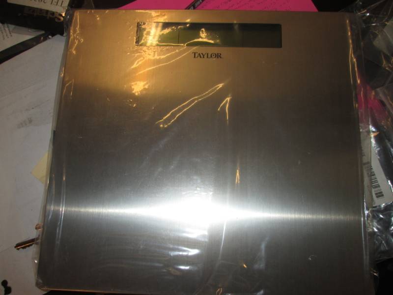 lot 226 image: Taylor stainless steel weight check...