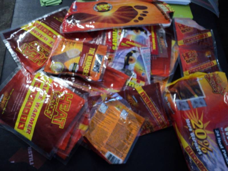 lot 26 image: Bag of Heat Warmers...