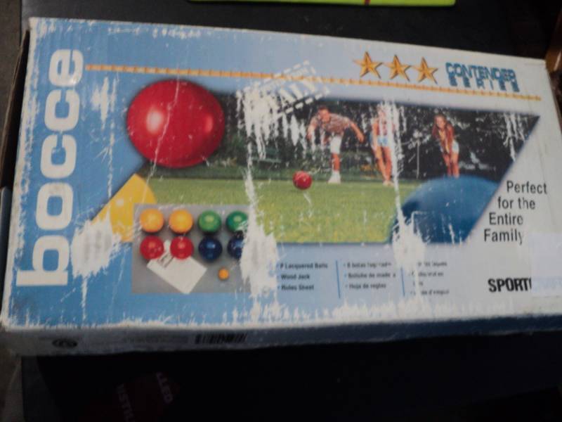 lot 40 image: Bocce Ball...