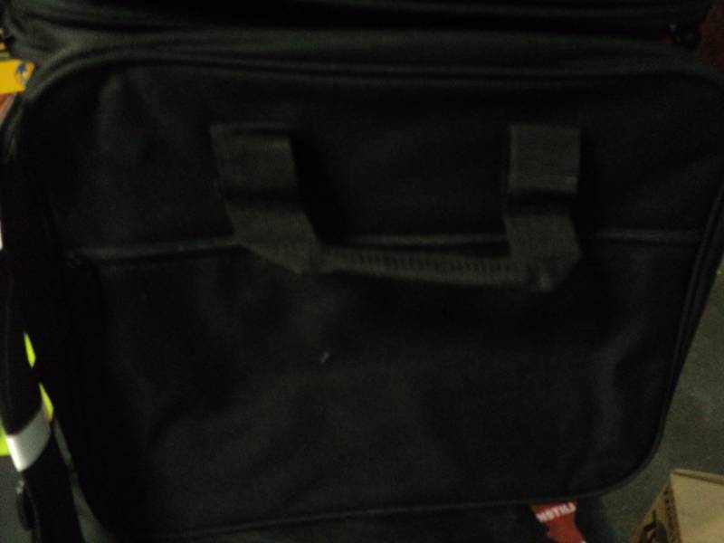 lot 51 image: Set of 3 laptop Bags...