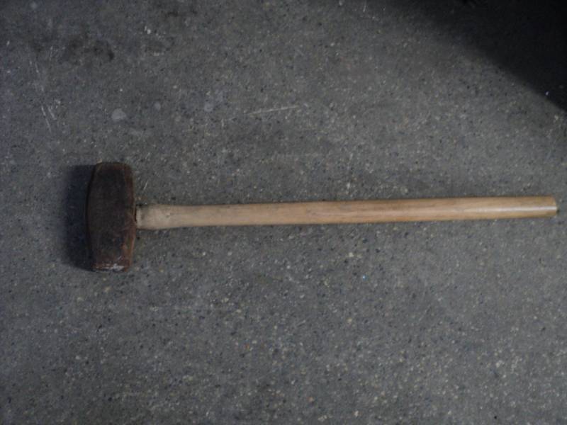 lot 4 image: Maul ...