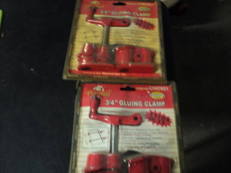 lot 71 image: 2 Pit Bull 34 Gluing Clamps...