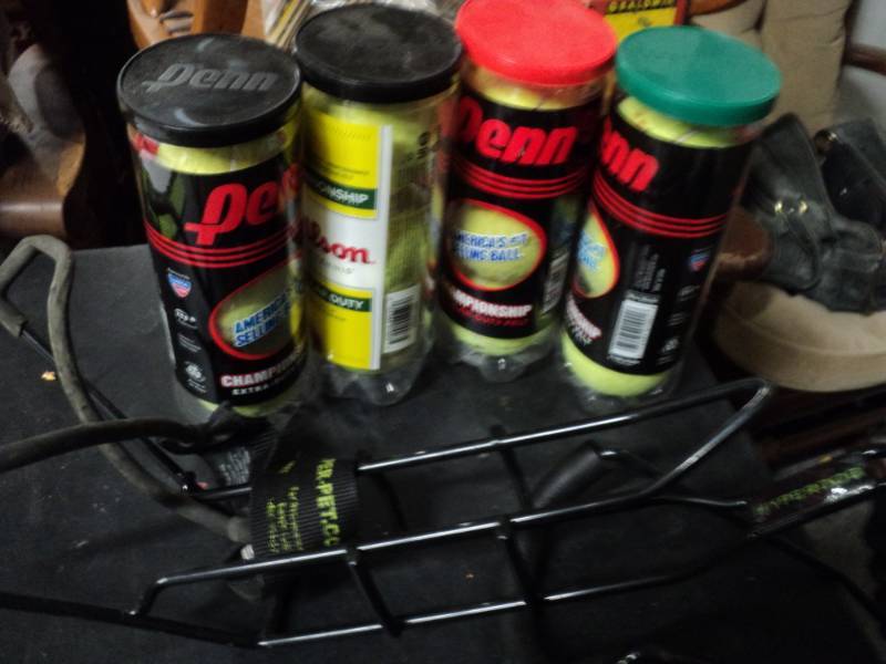 lot 81 image: Tennis Ball Launcher and 4 cans of ...