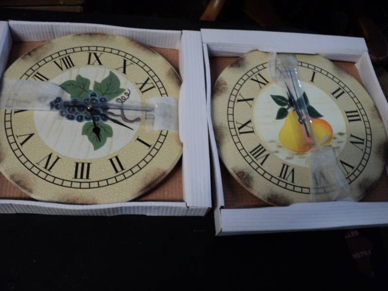 lot 88 image: Set of 2 Clocks Grapes and Pears...