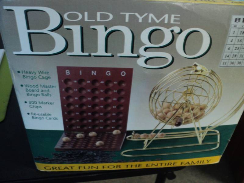 lot 96 image: Old Tyme Bingo...