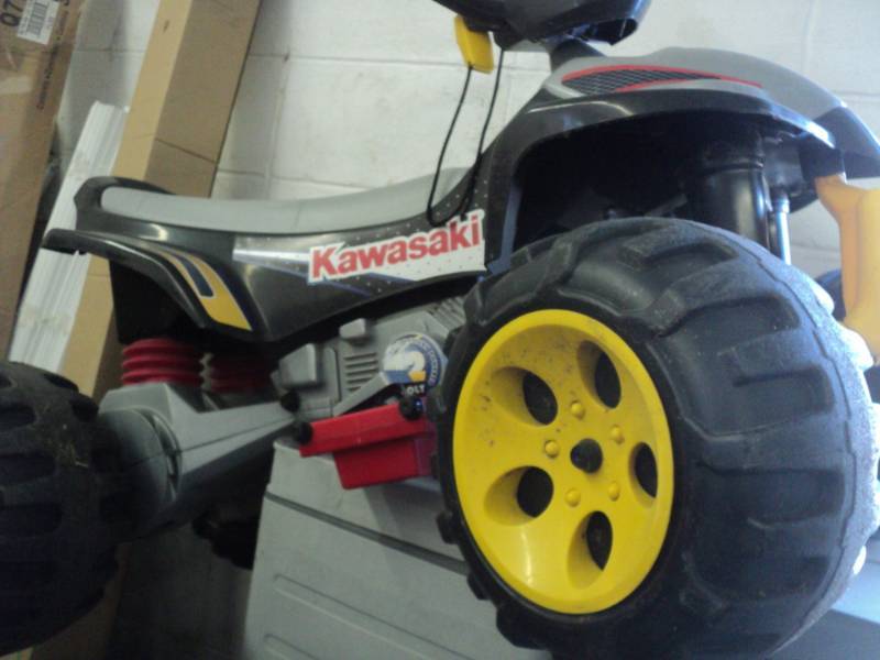 lot 118 image: Kawasaki...