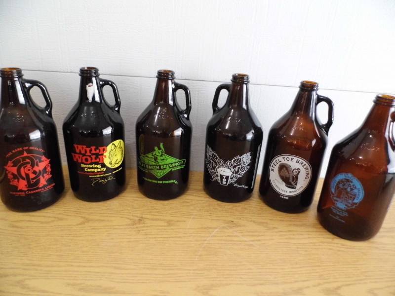 Lot of 6 Glass Growlers