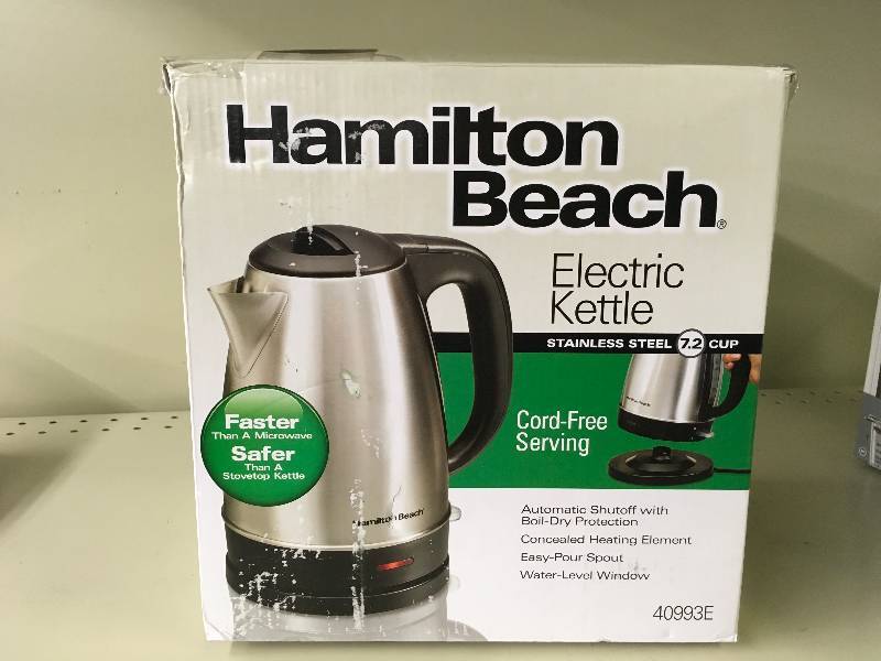 lot 175 image: Hamilton Beach Electric Kettle, Retail $19.99