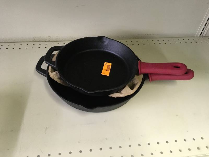 lot 194 image: Tramontina 2PC Cast Iron, Retail $29.99