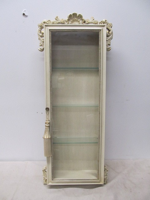 lot 12 image: Vintage French Provincial Style Hanging Wall Cabinet