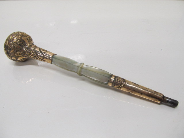 lot 34 image: Antique Signed Ornate Gold Plated CaneWalking Stick Handle