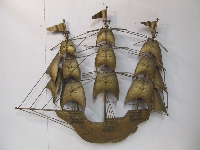 lot 43 image: HUGE Vintage Heavy Gilt Metal Pirate Ship Wall Hanging
