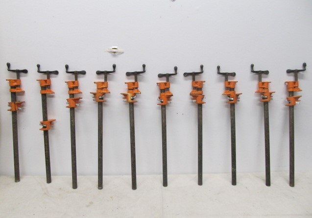 lot 55 image: Lot of 10 JORGENSON Pony Pipe Clamps