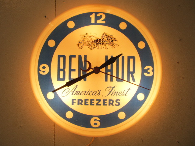 lot 101 image: Orignal Vintage Lighted BEN HUR Freezers Advertising Clock