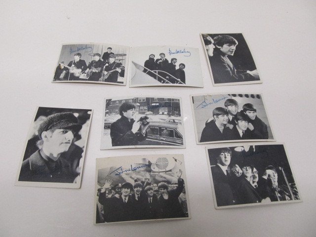 lot 123 image: Beatles - 2nd Series&nbspTrading Cards