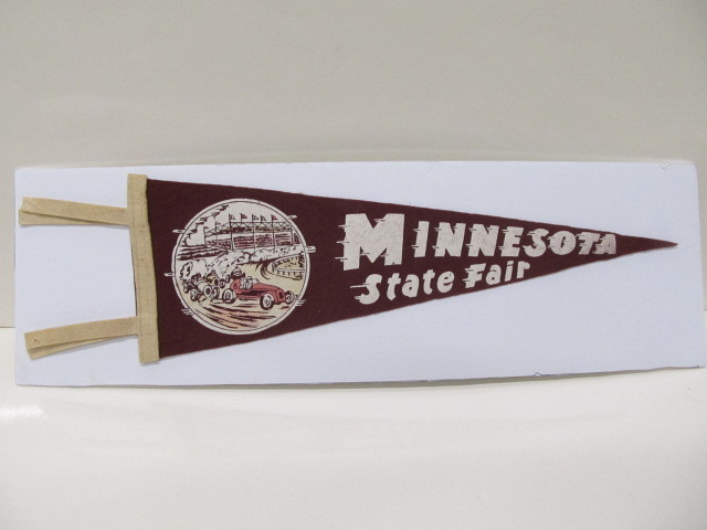 lot 135 image: Vintage 1950s MN STATE FAIR Pennant