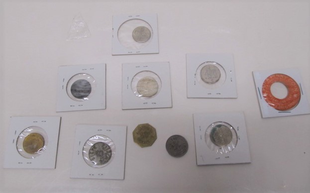 lot 146 image: Lot of Vintage Drink ChipsTokens