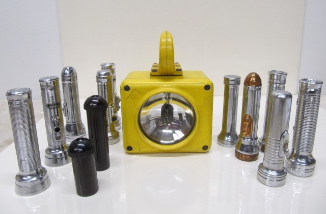 lot 162 image: Group of Vintage Flashlights